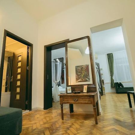 Appartement House Of Art à Bucarest Extérieur photo